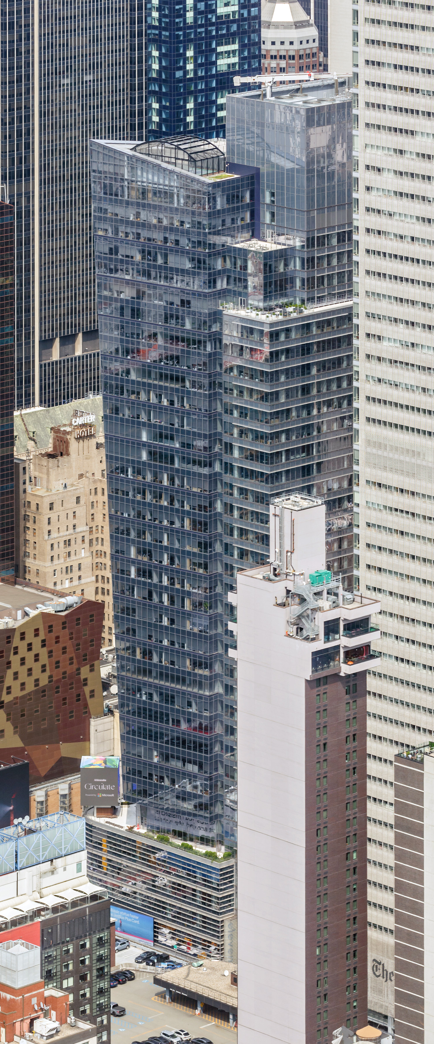 Eleven Times Square, New York City - View from The Edge. © Mathias Beinling